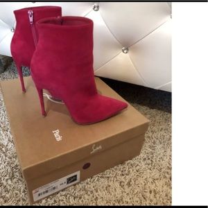 🎀Christian Louboutin🎀     So Kate Booties